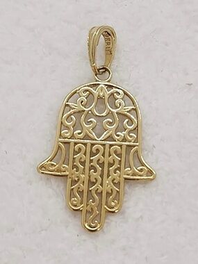 14k Gold Plated Hamsa Hand Pendant